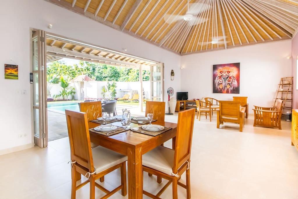 Istana Willy Villa Ungasan Eksteriør bilde